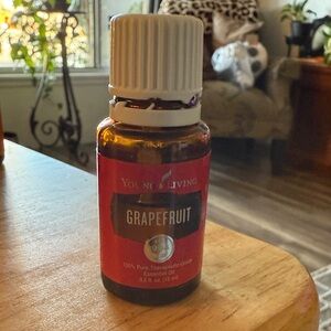 Young Living 100% Grapefruit Essential Oil 15ml